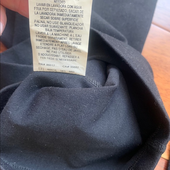 Bebe Sport Foldover pants in black/pink/silver- size medium - Picture 10 of 10